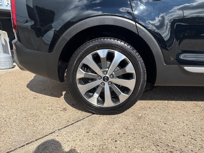 used 2020 Kia Telluride car, priced at $19,804