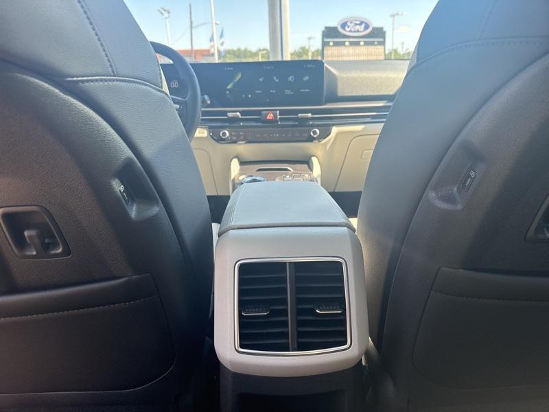 new 2026 Kia Sportage Hybrid car, priced at $33,186
