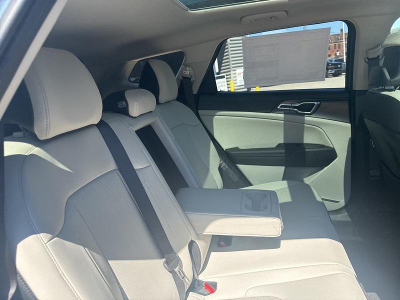new 2026 Kia Sportage Hybrid car, priced at $33,186