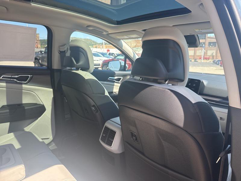 new 2026 Kia Sportage Hybrid car, priced at $33,186