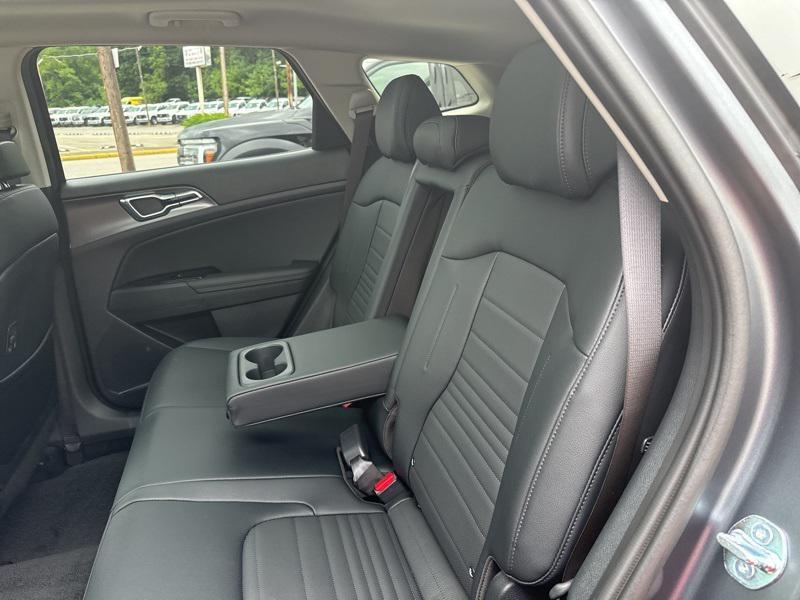 new 2025 Kia Sportage Hybrid car, priced at $36,457