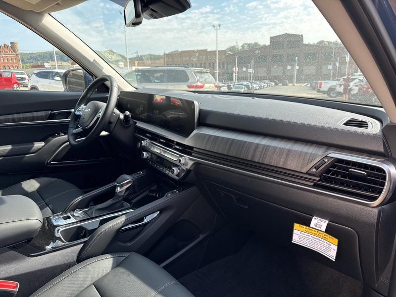 new 2025 Kia Telluride car, priced at $42,960