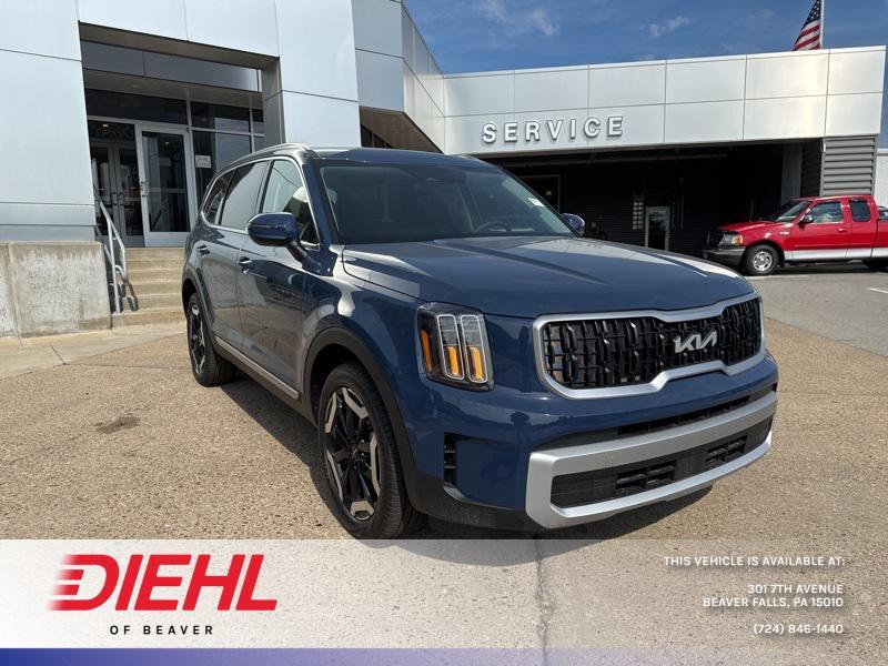 new 2025 Kia Telluride car, priced at $42,960