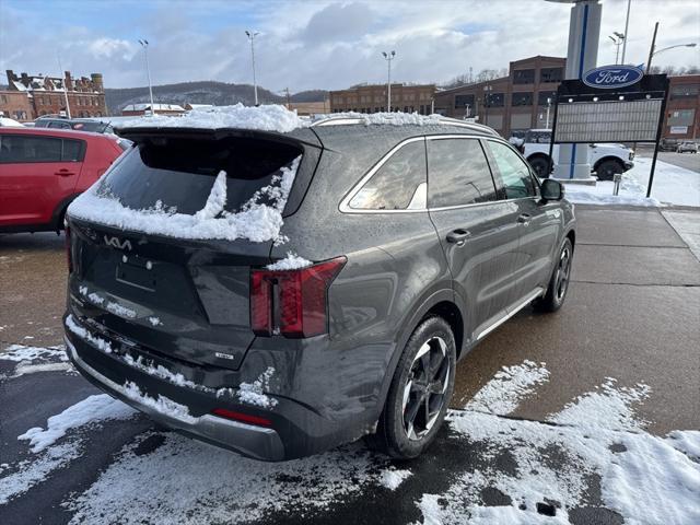 new 2025 Kia Sorento Hybrid car, priced at $48,900