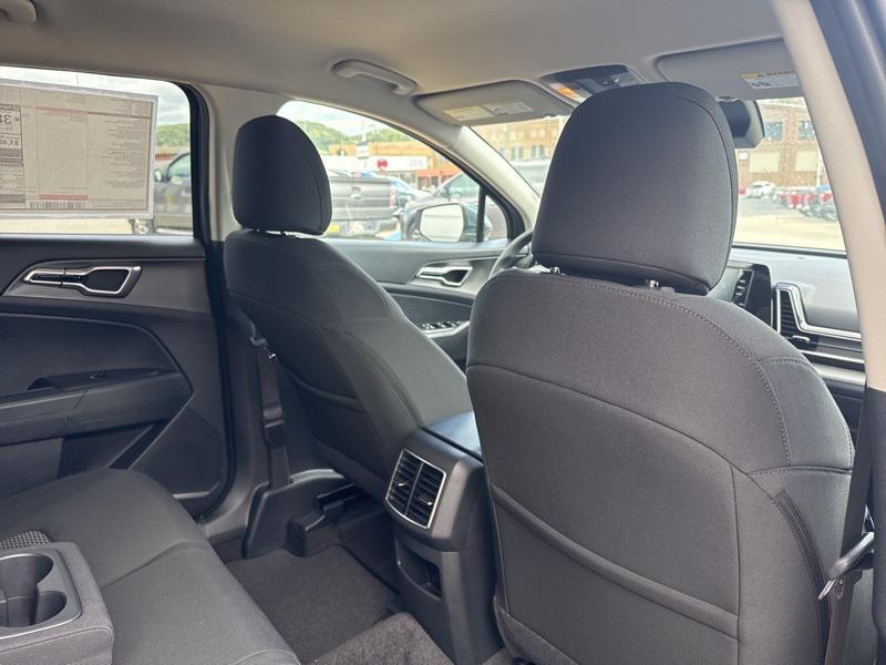 new 2025 Kia Sportage Hybrid car, priced at $29,427