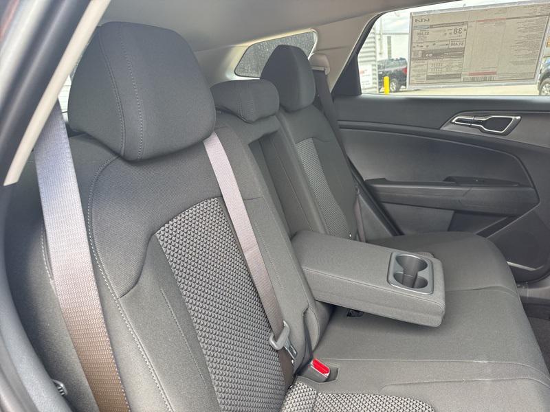 new 2025 Kia Sportage Hybrid car, priced at $29,427