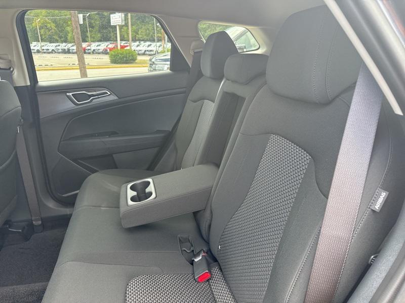 new 2025 Kia Sportage Hybrid car, priced at $29,427