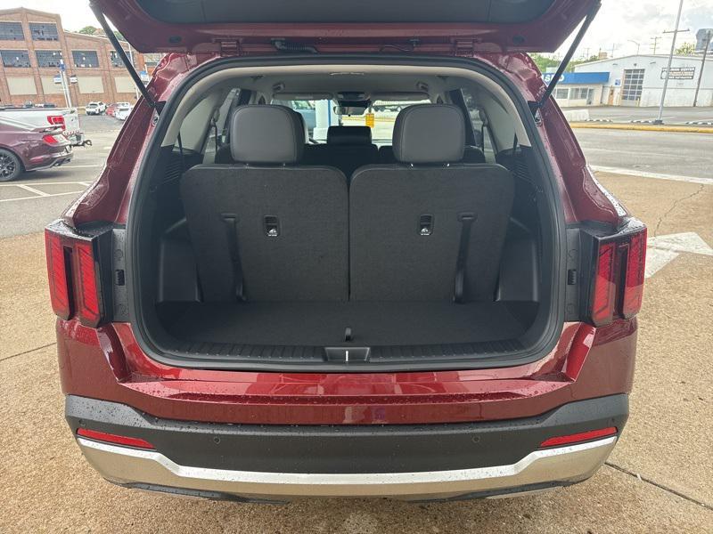 new 2025 Kia Sorento car, priced at $35,500
