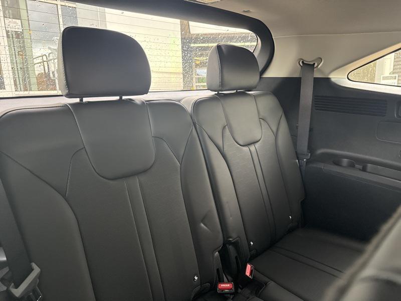 new 2025 Kia Sorento car, priced at $35,500