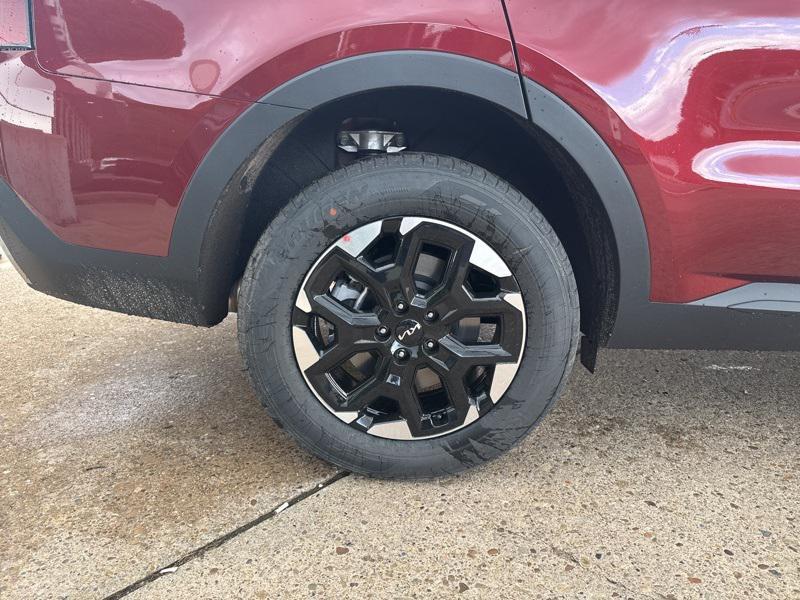 new 2025 Kia Sorento car, priced at $35,500
