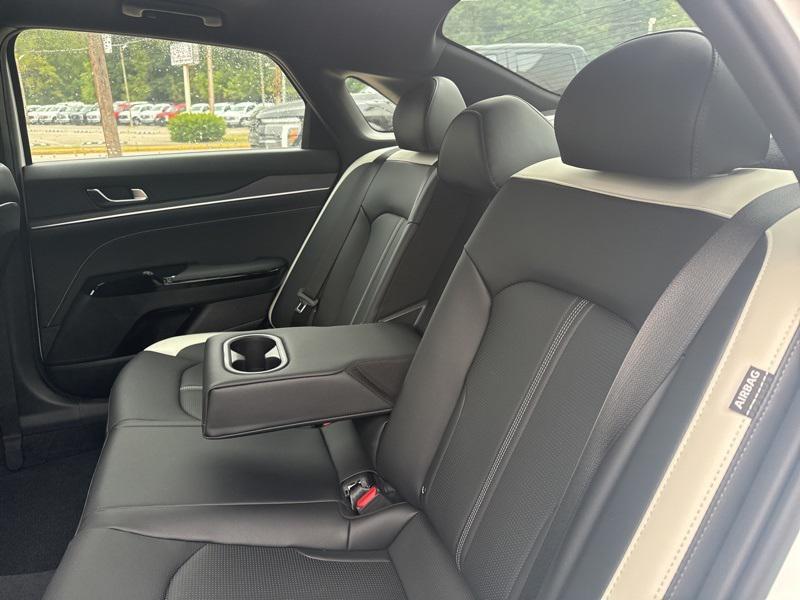 new 2025 Kia K5 car, priced at $29,693