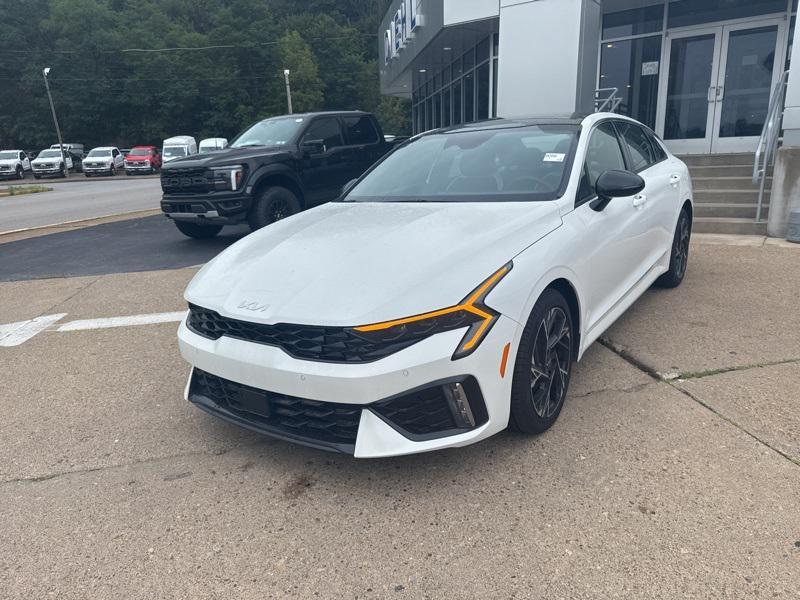 new 2025 Kia K5 car, priced at $29,693