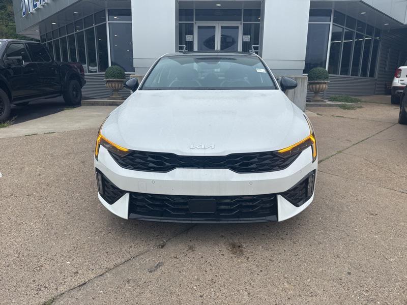 new 2025 Kia K5 car, priced at $29,693