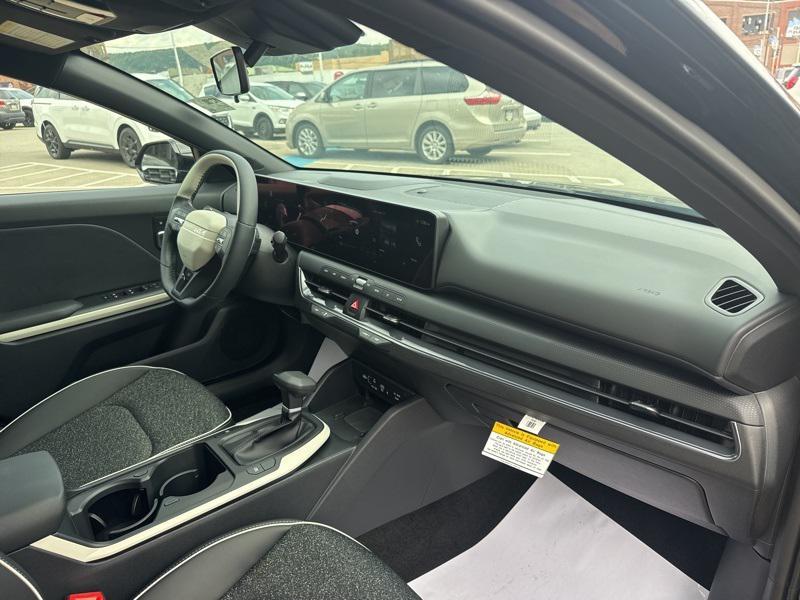 new 2025 Kia K4 car, priced at $24,047