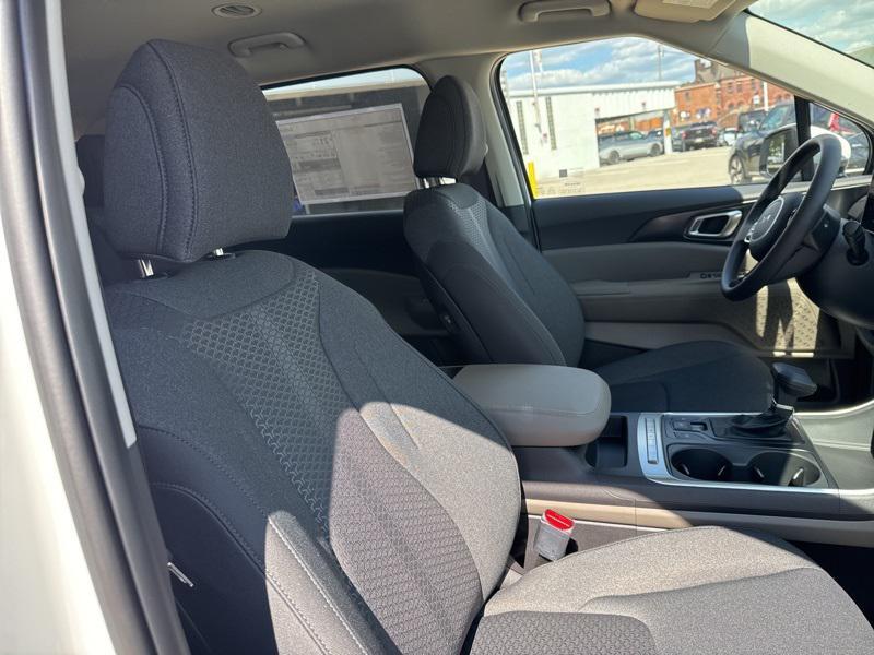 new 2026 Kia Carnival car, priced at $36,226