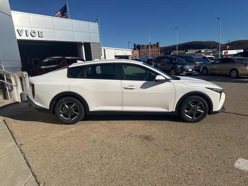 new 2025 Kia K4 car, priced at $23,474