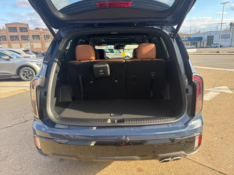 new 2025 Kia Telluride car, priced at $46,374