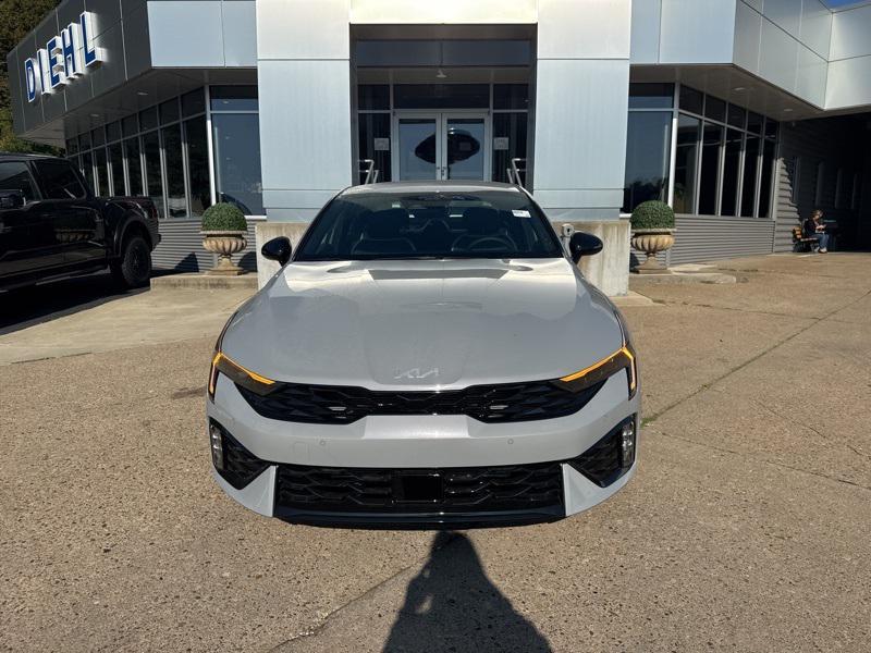 new 2026 Kia K5 car, priced at $30,400