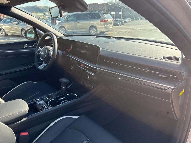 new 2026 Kia K5 car, priced at $30,400