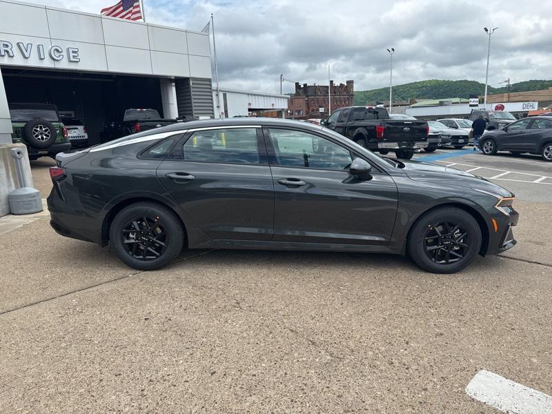 new 2025 Kia K5 car, priced at $25,500