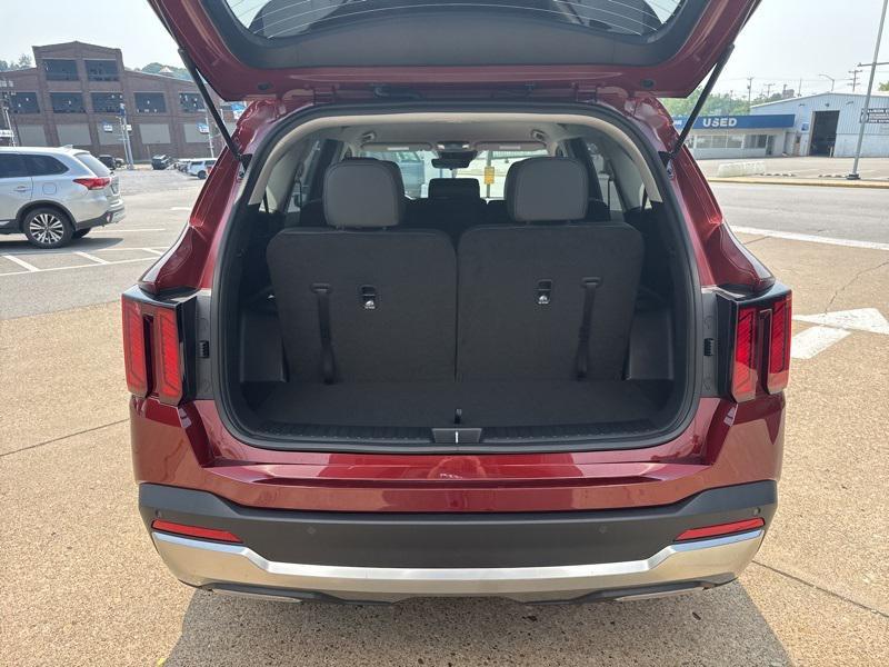 new 2025 Kia Sorento car, priced at $35,500