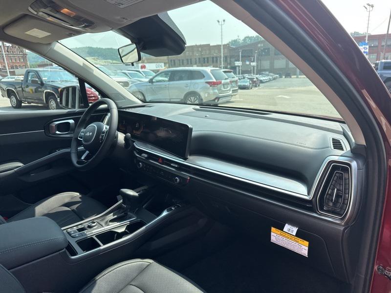 new 2025 Kia Sorento car, priced at $35,500