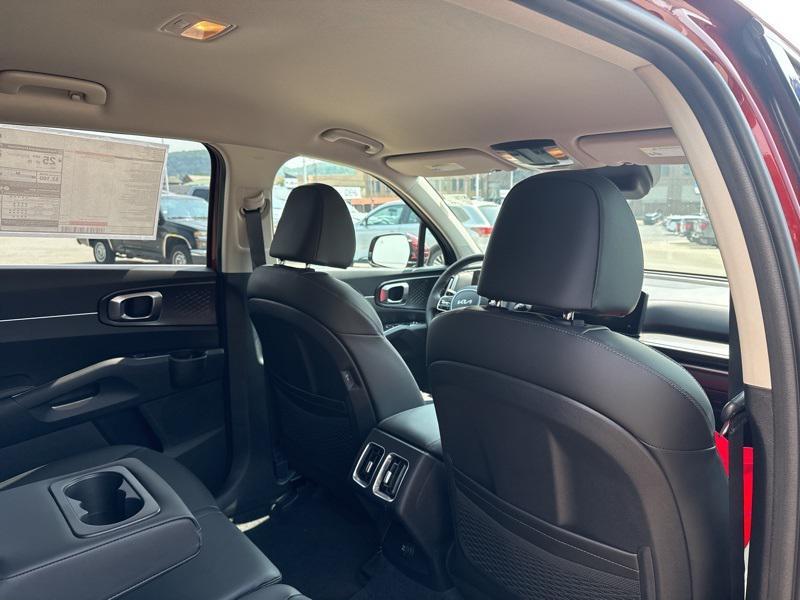 new 2025 Kia Sorento car, priced at $35,500