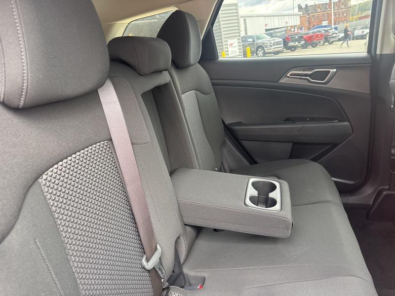 new 2025 Kia Sportage Hybrid car, priced at $28,821