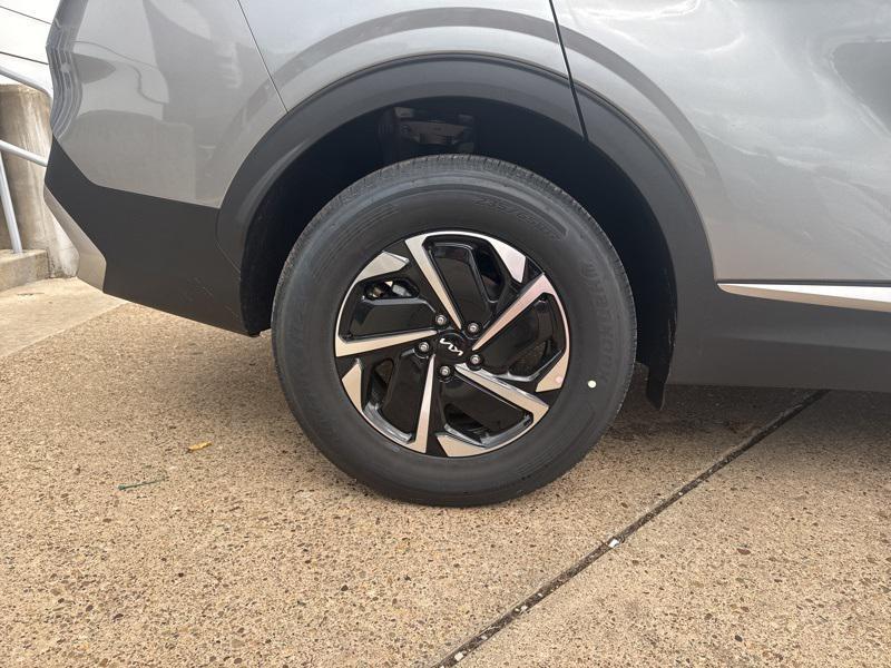 new 2025 Kia Sportage Hybrid car, priced at $28,821