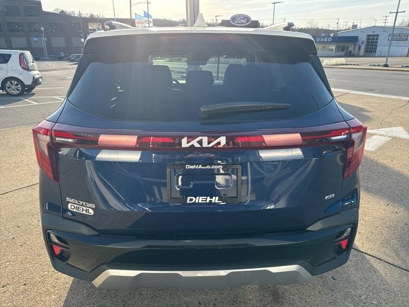 new 2024 Kia Seltos car, priced at $27,800