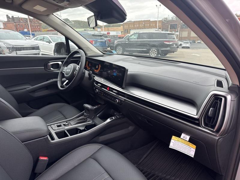 new 2025 Kia Sorento car, priced at $33,959