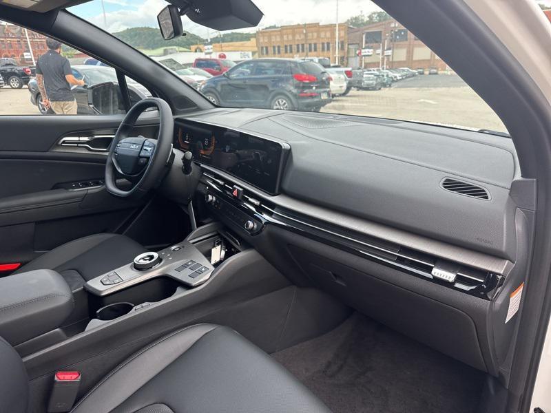 new 2026 Kia Sportage car, priced at $36,000