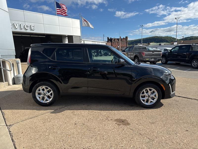 new 2025 Kia Soul car, priced at $23,160