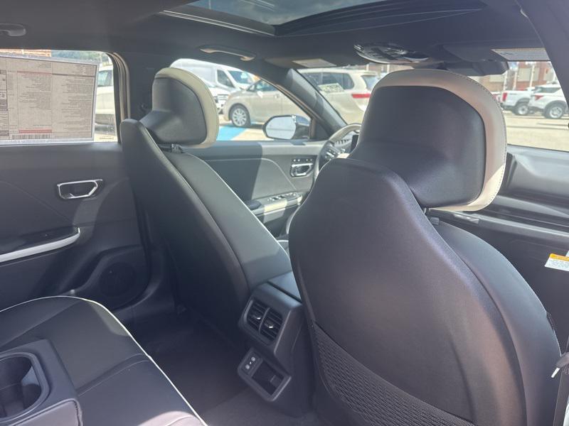 new 2025 Kia K4 car, priced at $29,058