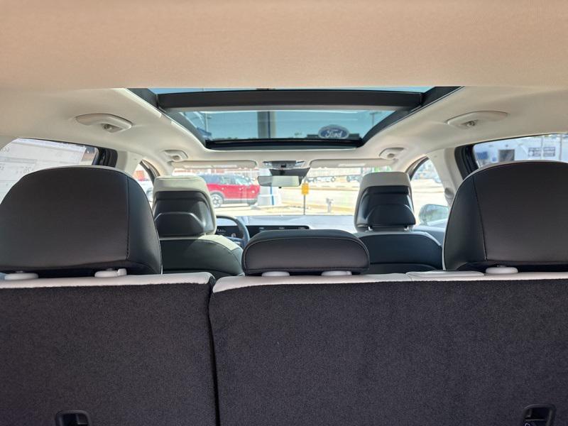 new 2026 Kia Sportage car, priced at $32,141