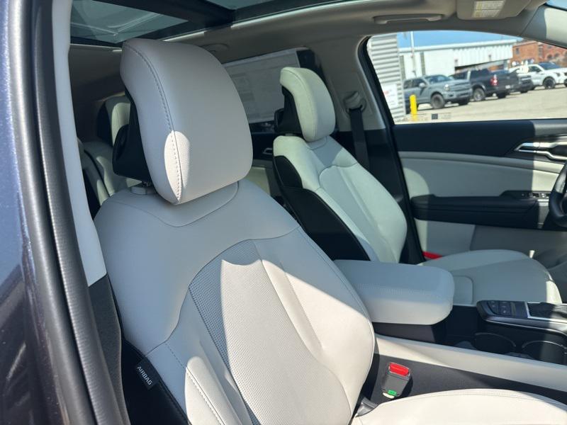 new 2026 Kia Sportage car, priced at $32,141