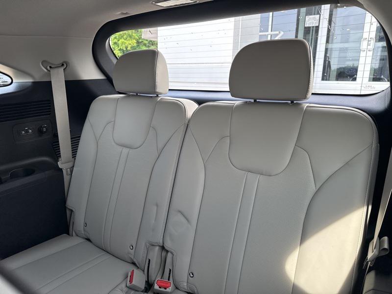new 2025 Kia Sorento car, priced at $36,000
