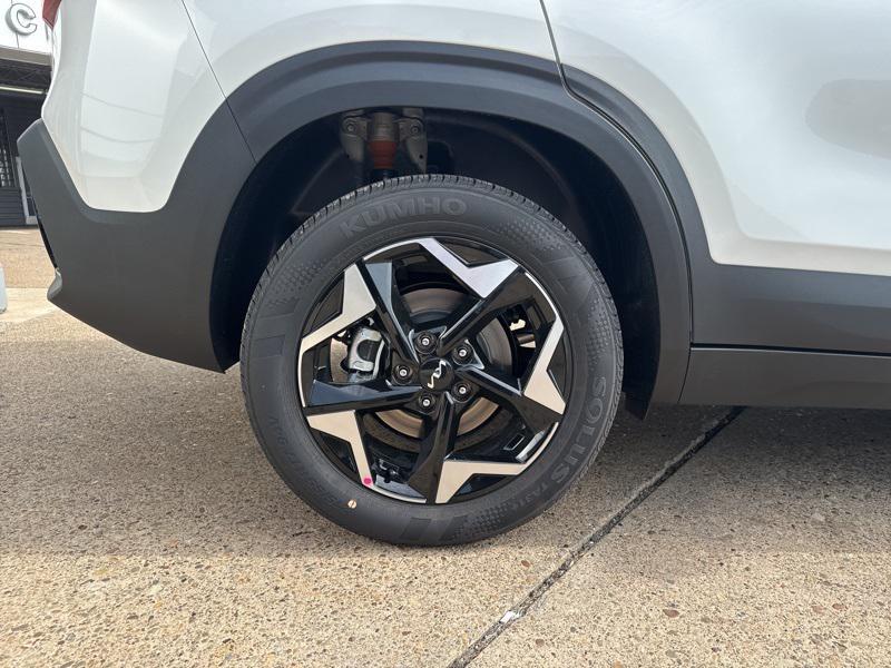 new 2026 Kia Seltos car, priced at $37,800