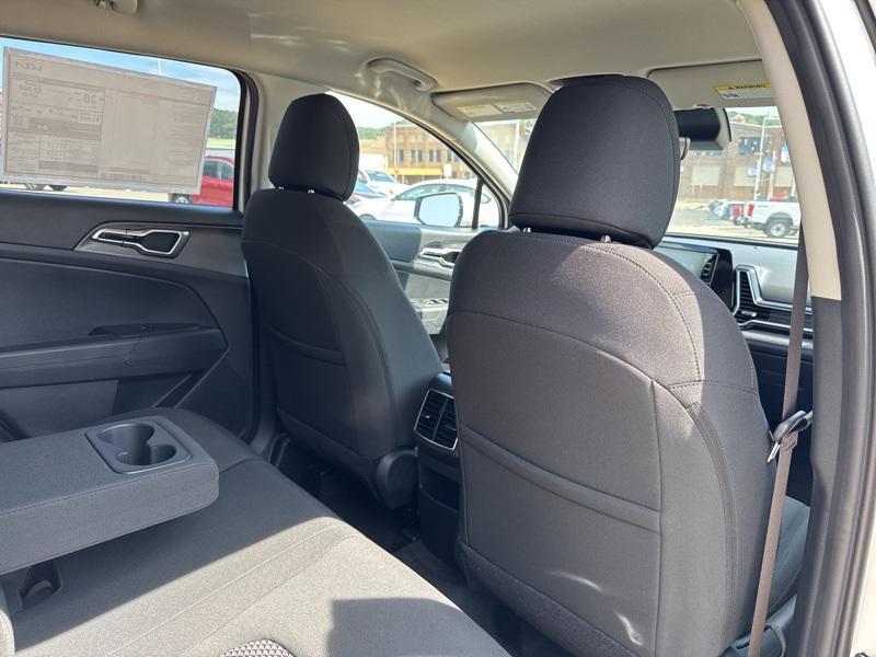 new 2025 Kia Sportage Hybrid car, priced at $29,427