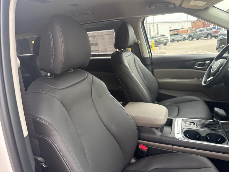 new 2026 Kia Carnival car, priced at $39,000