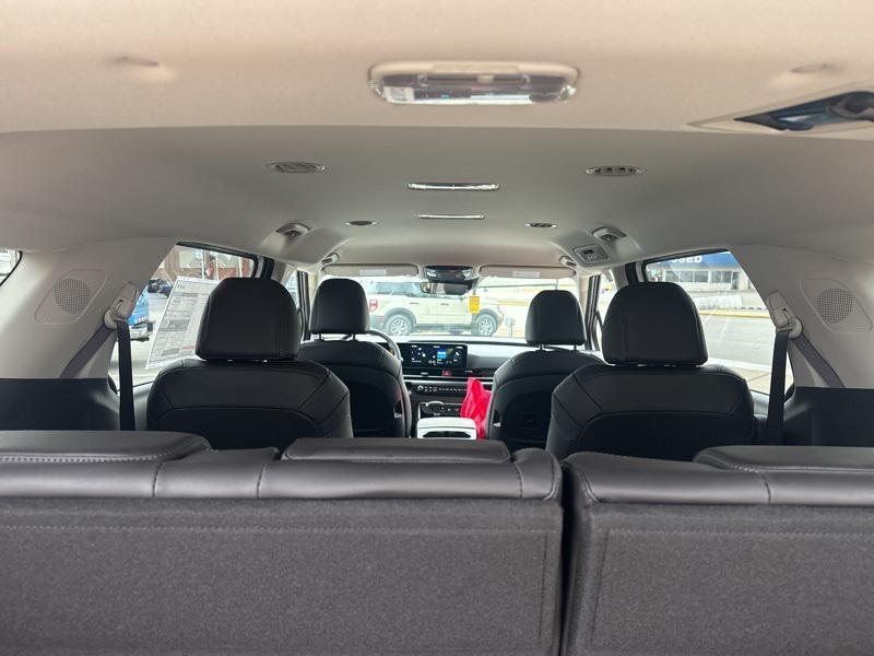 new 2026 Kia Carnival car, priced at $39,000