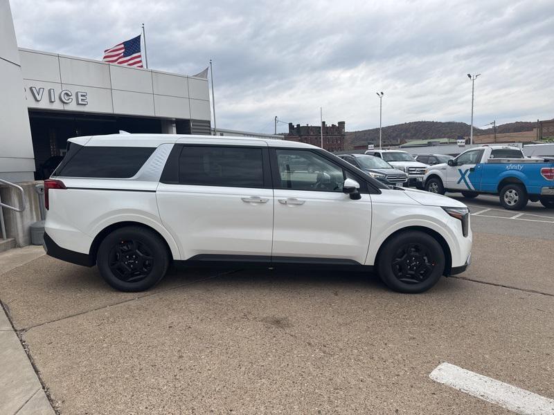 new 2026 Kia Carnival car, priced at $39,000
