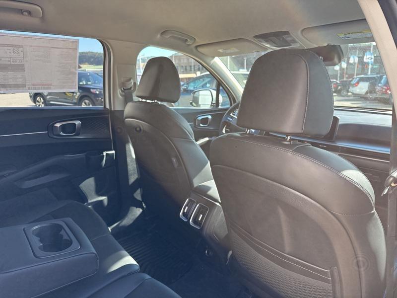 new 2026 Kia Sorento car, priced at $39,200