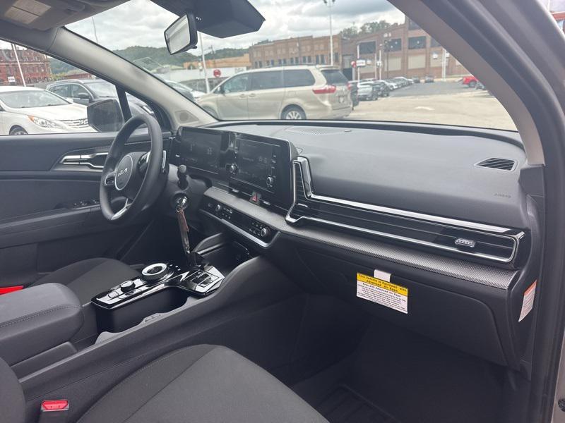 new 2025 Kia Sportage Hybrid car, priced at $29,071