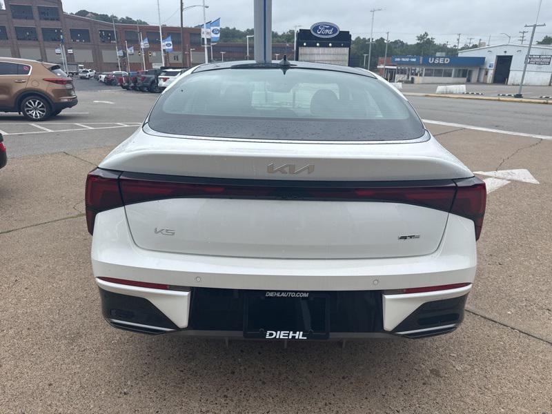 new 2025 Kia K5 car, priced at $28,943