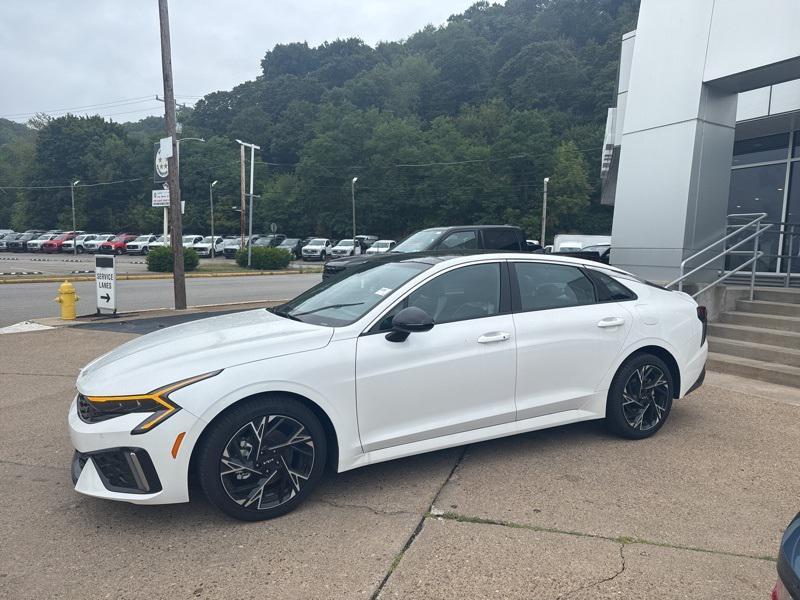 new 2025 Kia K5 car, priced at $28,943