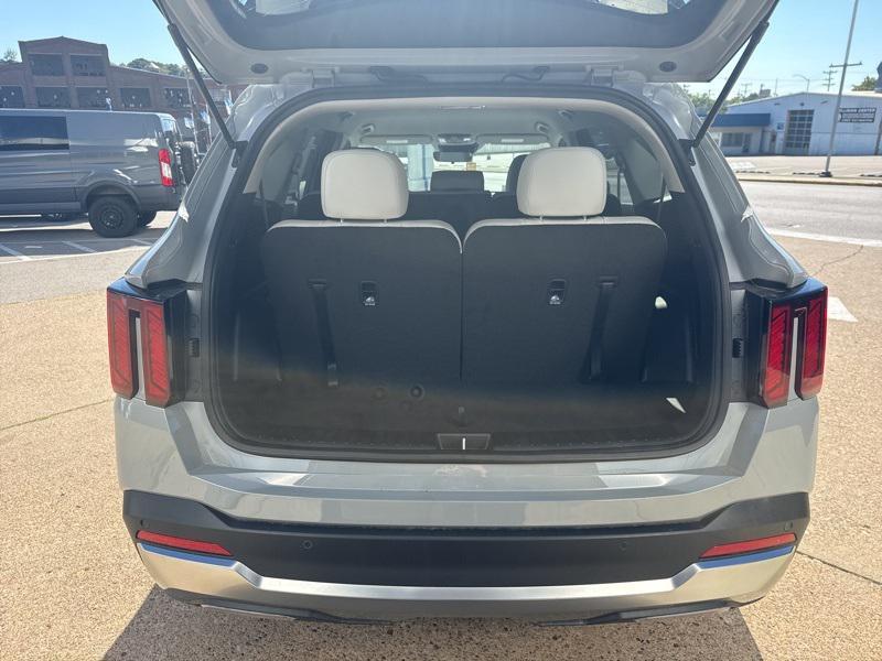 new 2025 Kia Sorento car, priced at $34,360