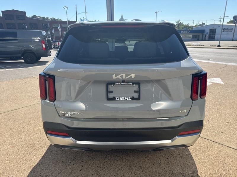 new 2025 Kia Sorento car, priced at $34,360