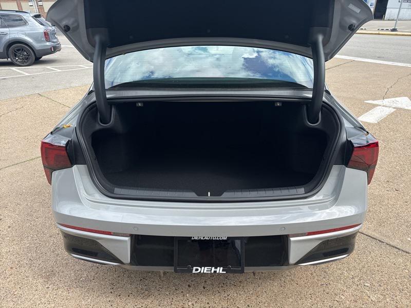 new 2025 Kia K5 car, priced at $29,223