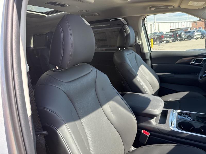 new 2026 Kia Carnival car, priced at $45,850